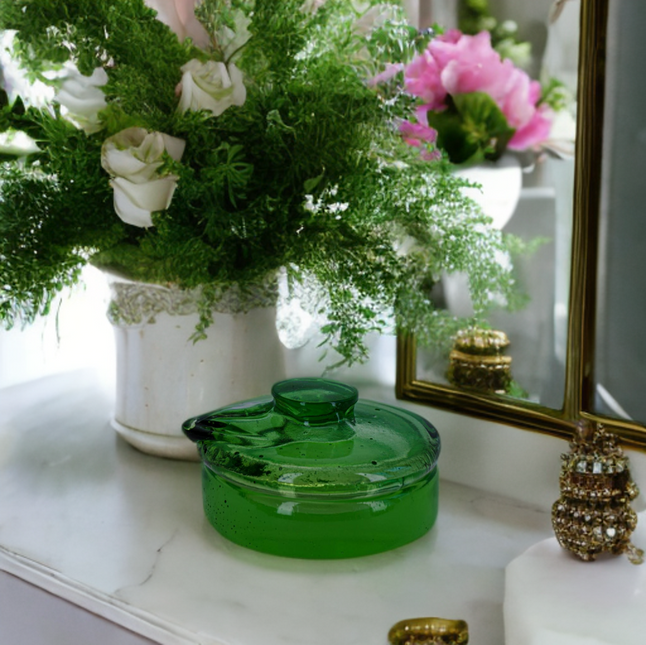 Levélke ékszertartó