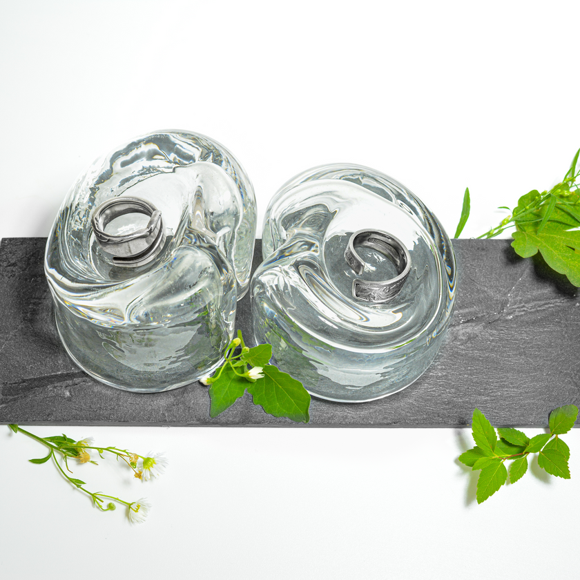 Páros gyűrűtartó