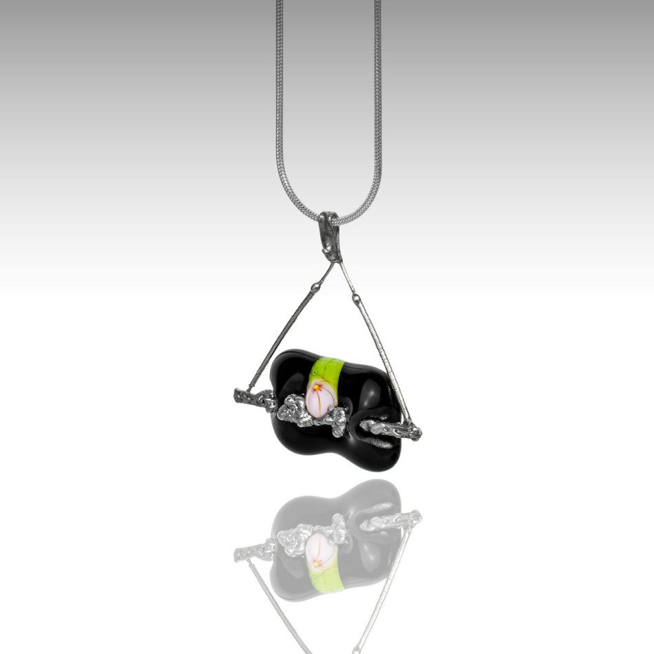 Éjjel a virágmezőn nyaklánc